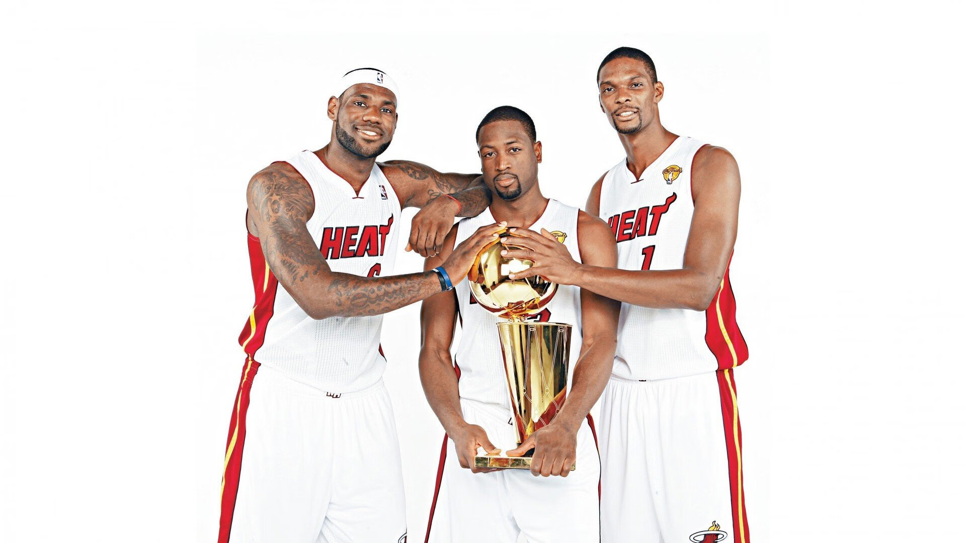 巨星对决：詹姆斯与杜兰特的巅峰对话，詹姆斯跟杜兰特第一次对决的数据