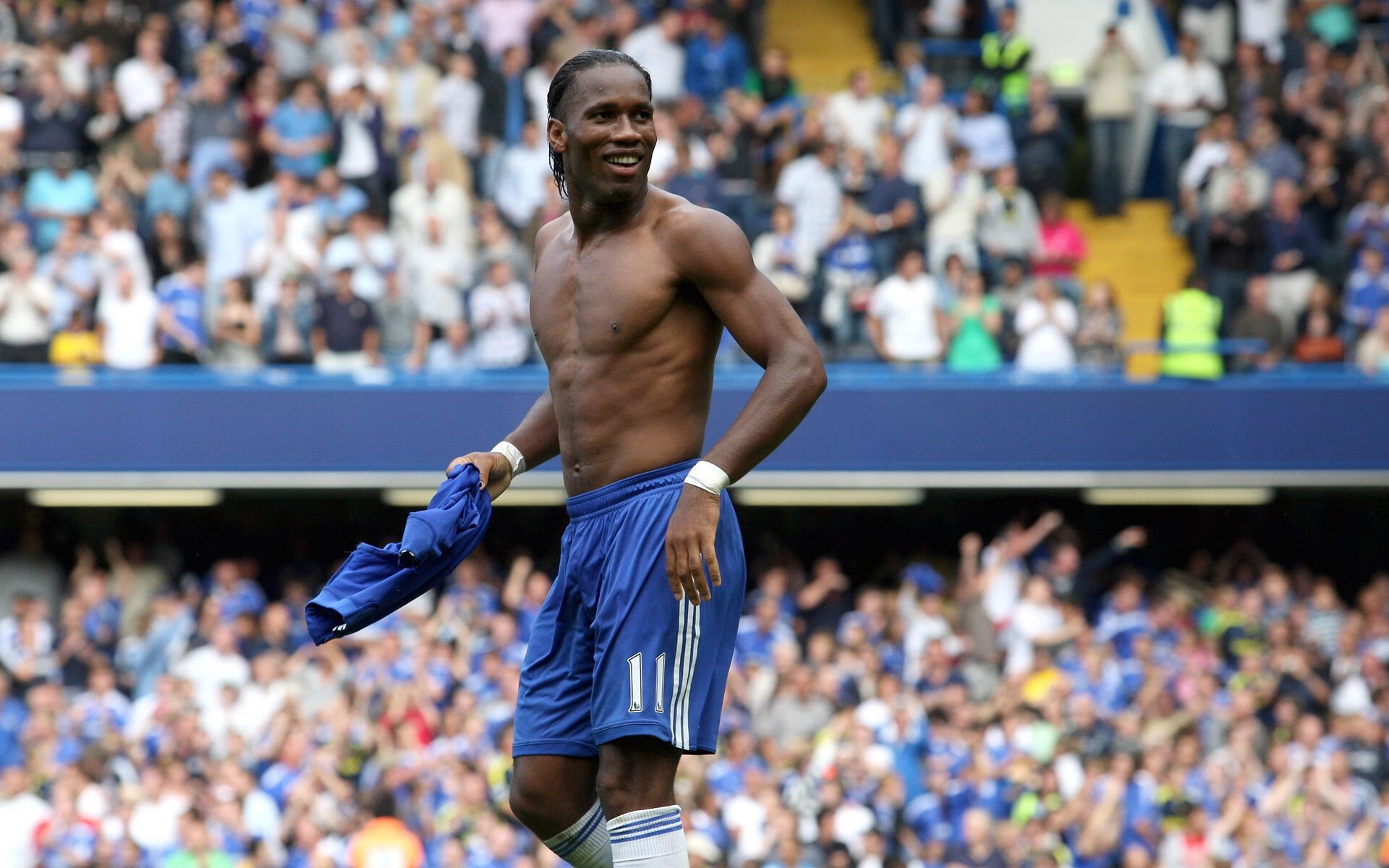 篮网在主场迎战湖人，杜兰特带领球队攻防两端全面爆发，轻取对手！